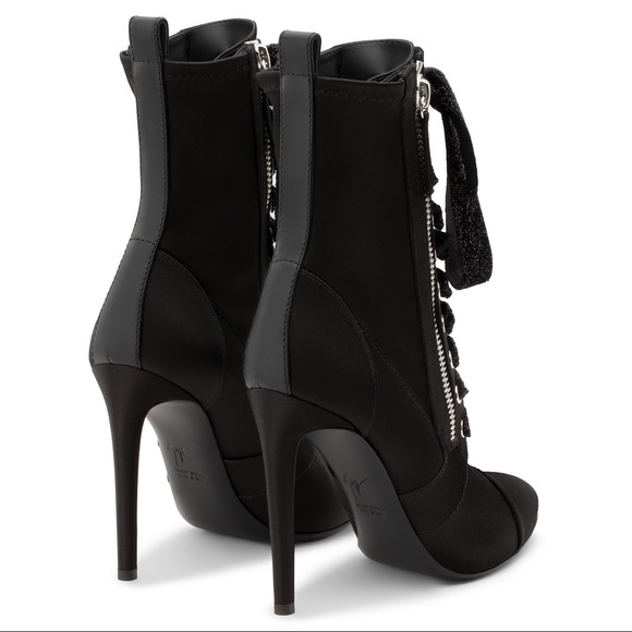 🤩celeb fave🤩giuseppe zanotti •NEW• corset bootie - Picture 8 of 8